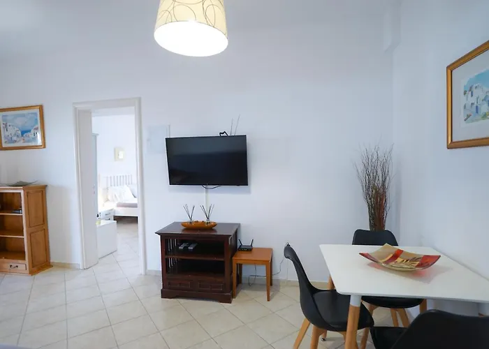 With Veranda * Тира