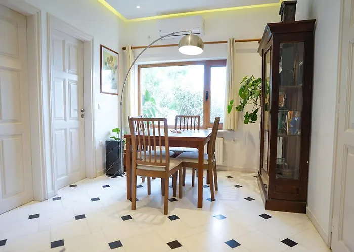 With Veranda Апартаменты Тира