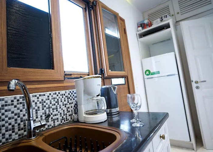 Apartment With Veranda Fira (Santorini)